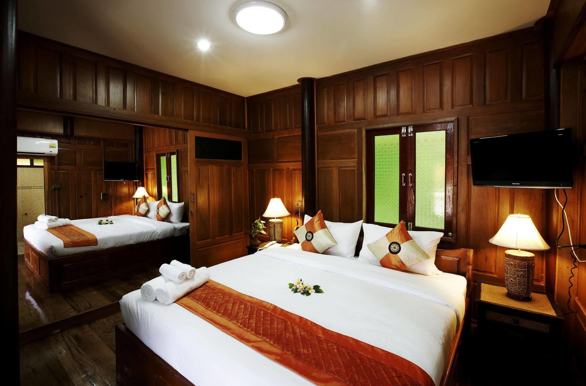Jaroenrat Resort Samut Songkhram Exterior photo